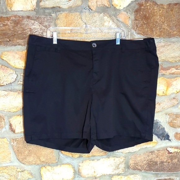 Lane Bryant Pants - Lane Bryant Classic Black Shorts